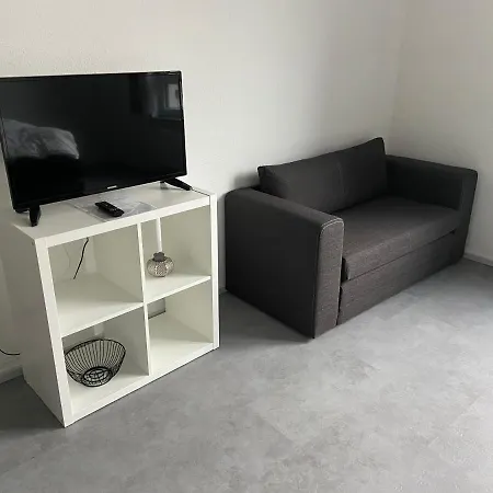 Aachener * Aix-la-Chapelle